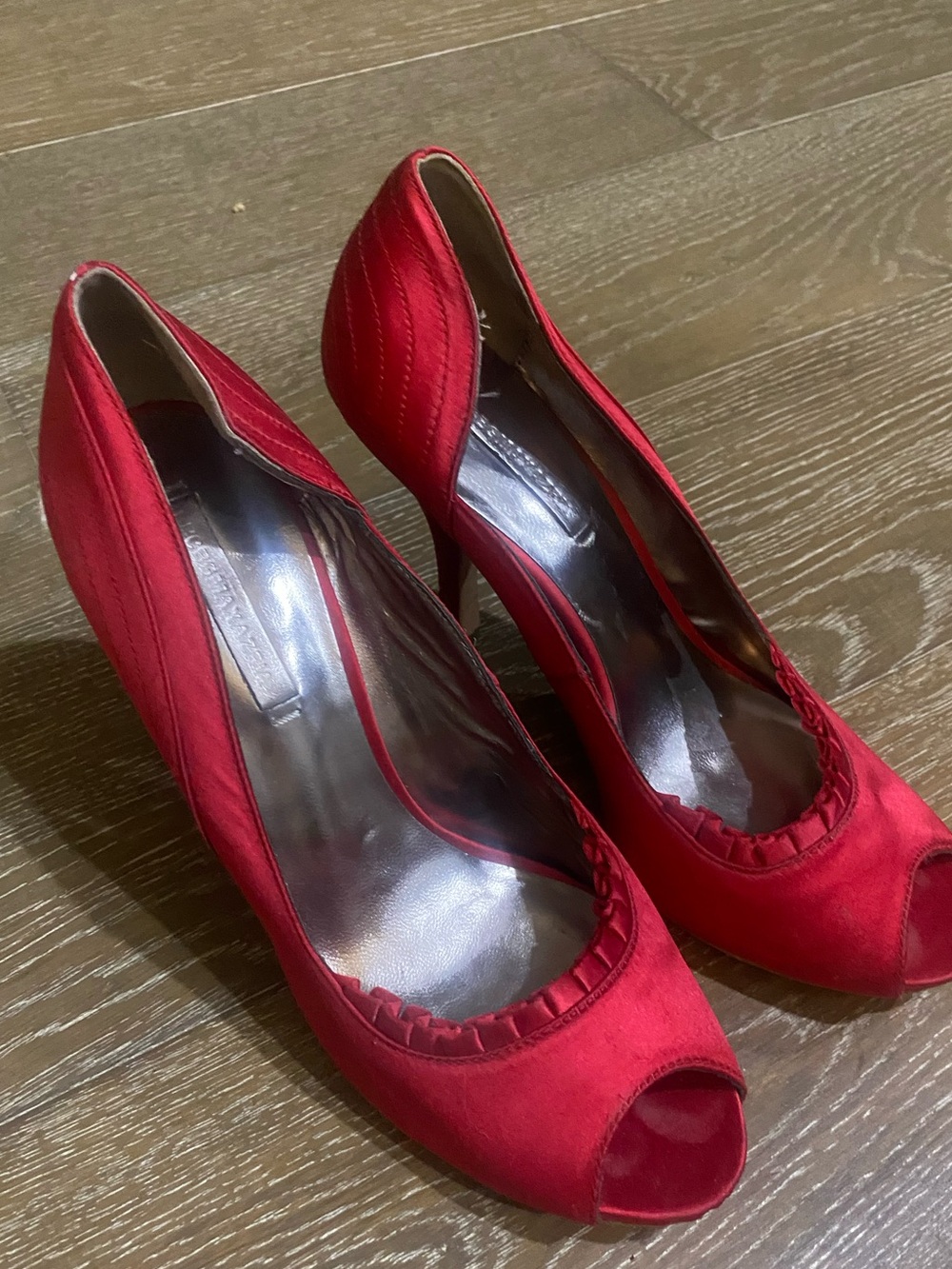BCBGMAXAZRIA Vintage 90s Y2K Cocktail Club Red Peep Toe Satin Pumps Heels 9.5